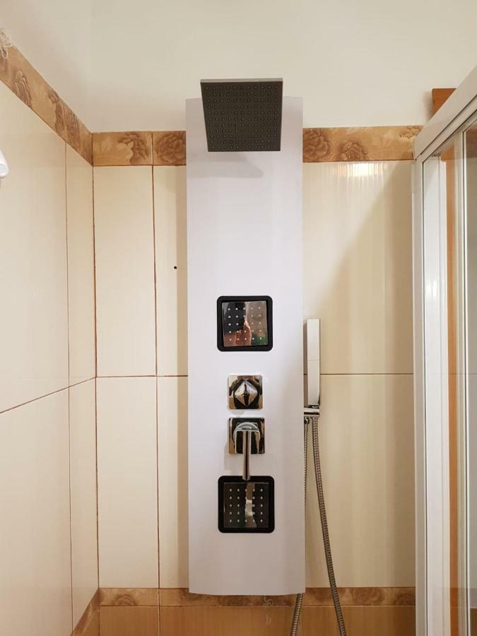 Interno Dieci Rome Exterior photo